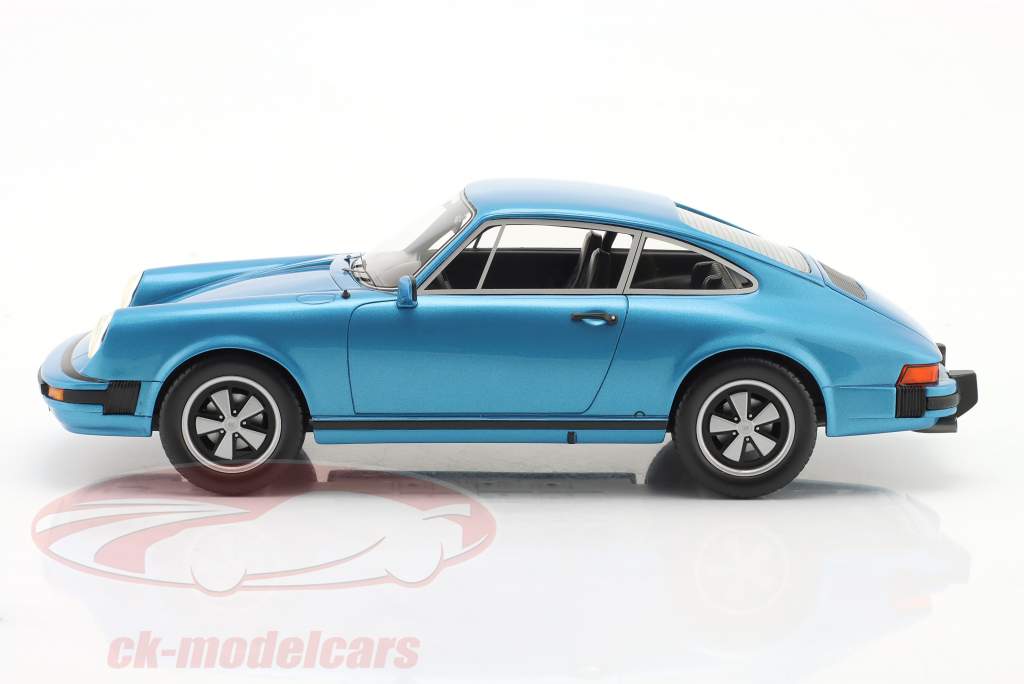 Porsche 911 Coupe blå 1:18 Schuco