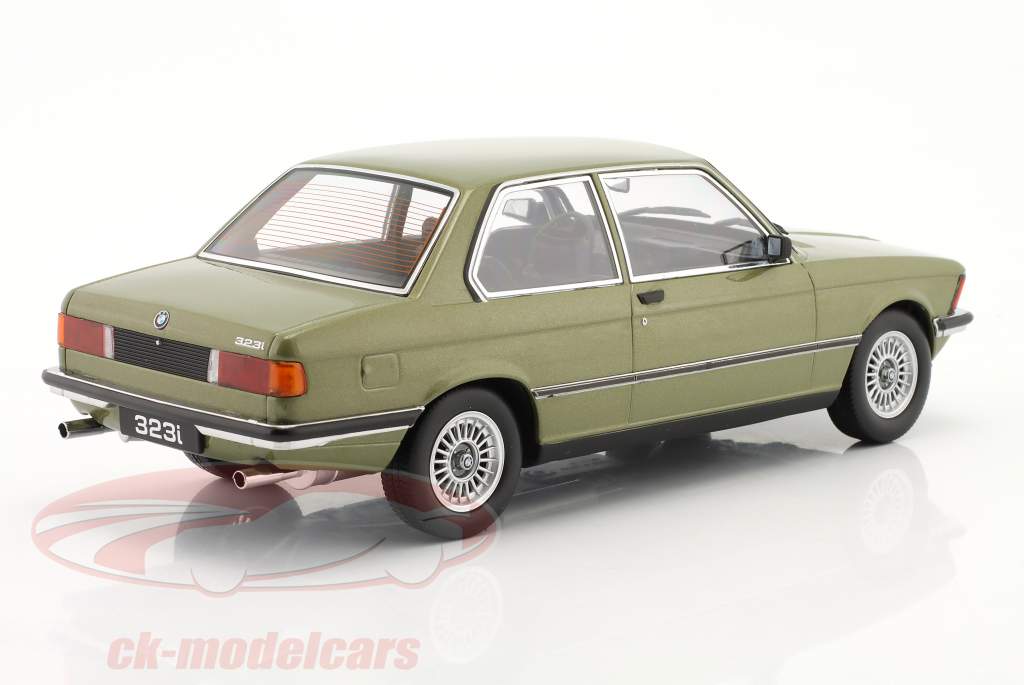 BMW 323i (E21) ano de construção 1978 verde metálico 1:18 KK-Scale