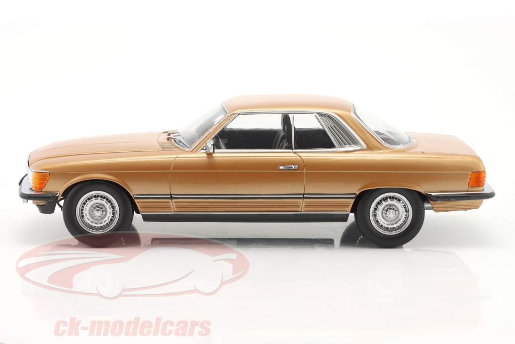 Mercedes-Benz 450 SLC (C107) Baujahr 1973 gold metallic 1:18 KK-Scale