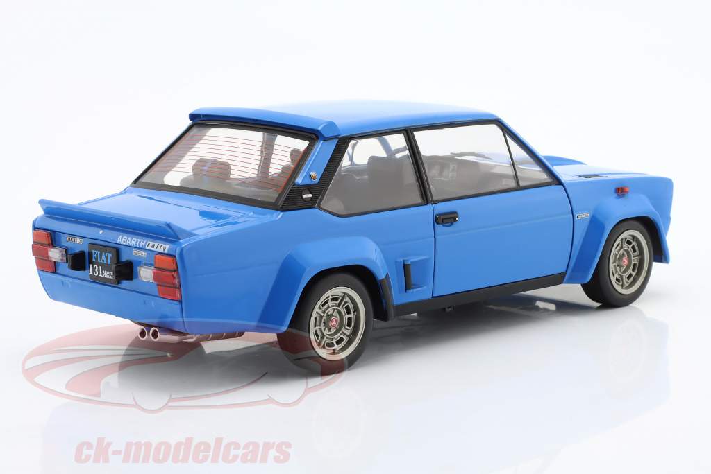 Fiat 131 Abarth Bouwjaar 1980 blauw 1:18 Solido