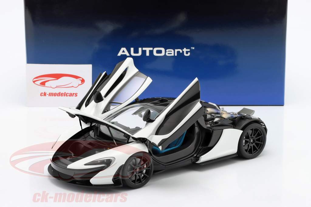 McLaren P1 Byggeår 2013 Alaska diamant hvid 1:18 AutoArt