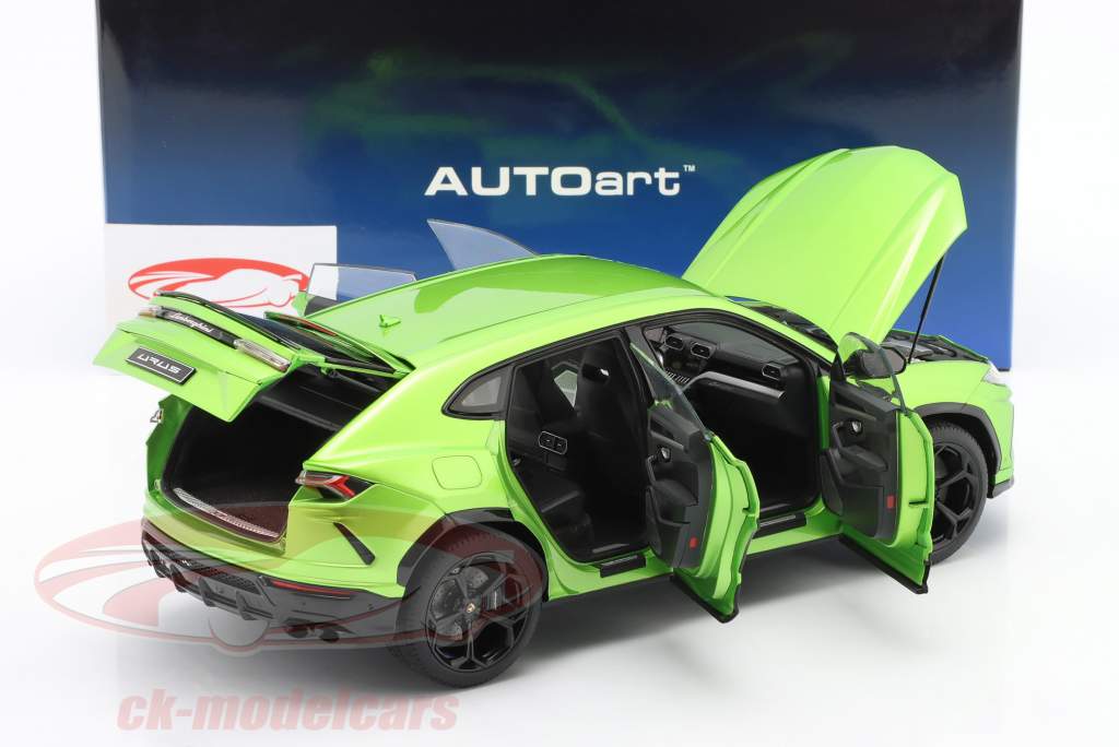 Lamborghini Urus Año de construcción 2018 selvanos verde 1:18 AutoArt