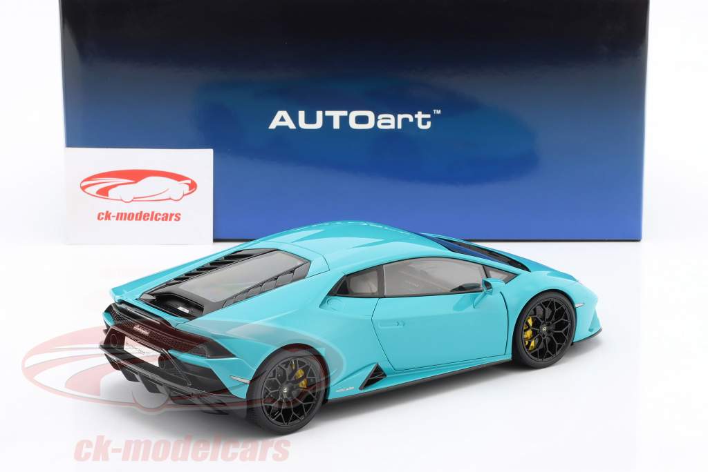 Lamborghini Huracan Evo Année de construction 2019 glauco bleu 1:18 AutoArt