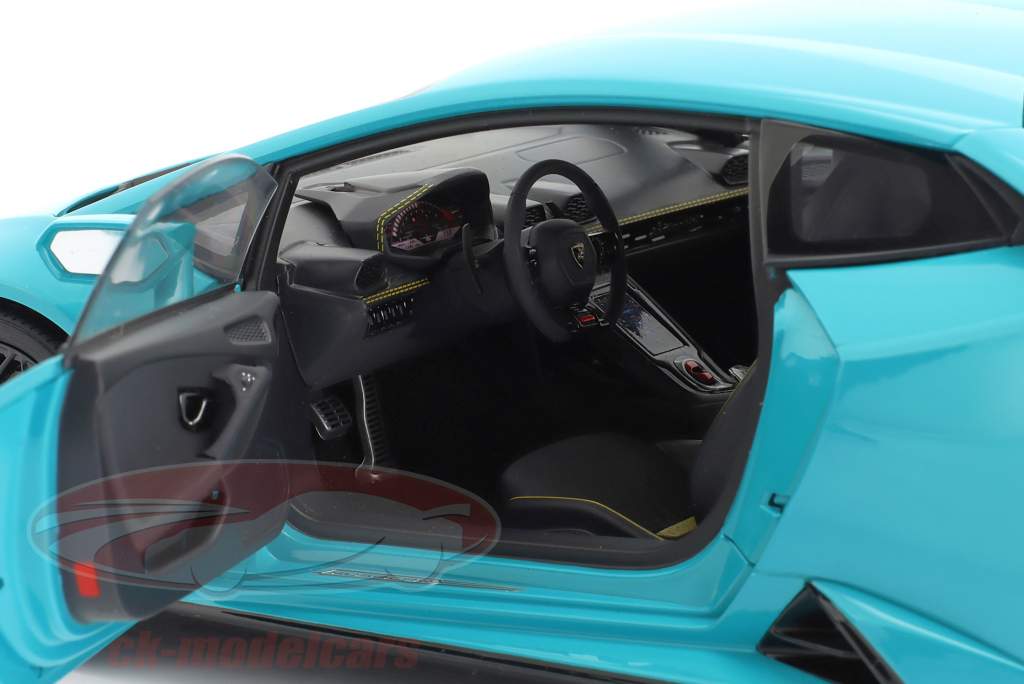 Lamborghini Huracan Evo Año de construcción 2019 glauco azul 1:18 AutoArt