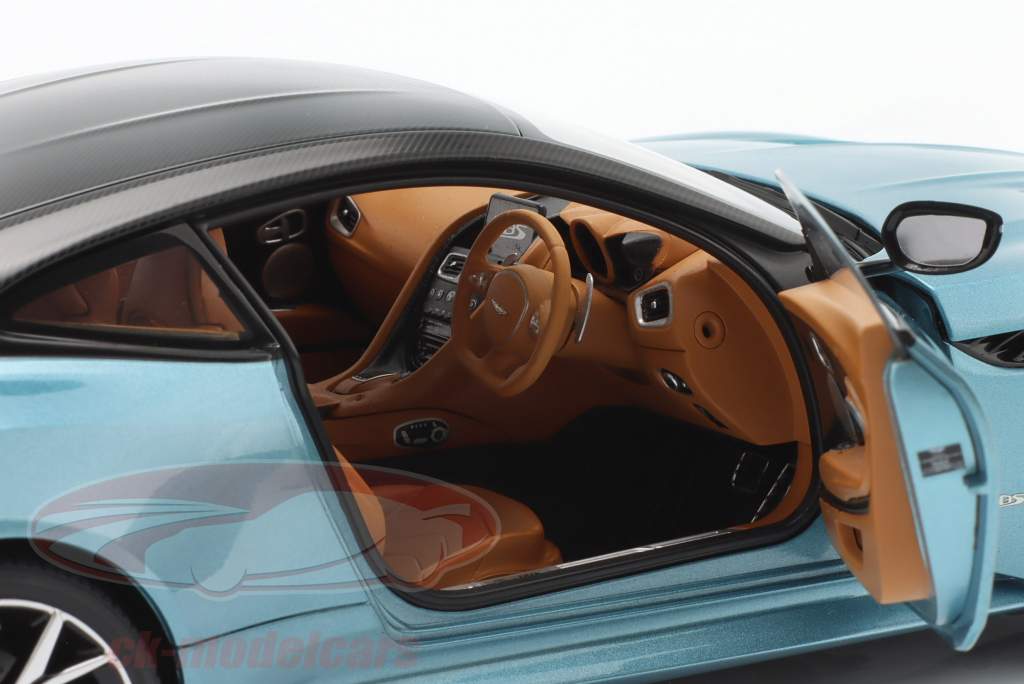 Aston Martin DBS Superleggera Baujahr 2019 karibik blau 1:18 AutoArt