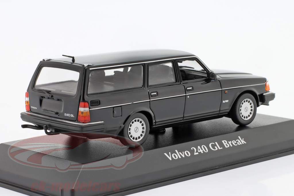 Volvo 240 GL Break year 1986 black 1:43 Minichamps