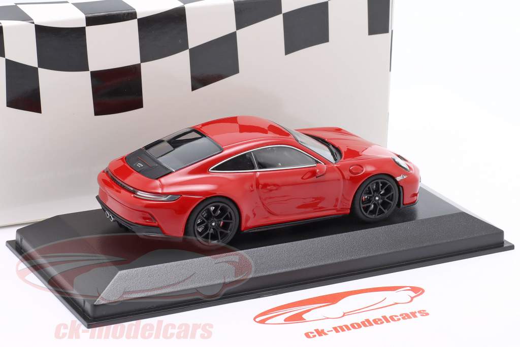 Porsche 911 (992) GT3 Touring 2021 индийский красный / черный автомобильные диски 1:43 Minichamps
