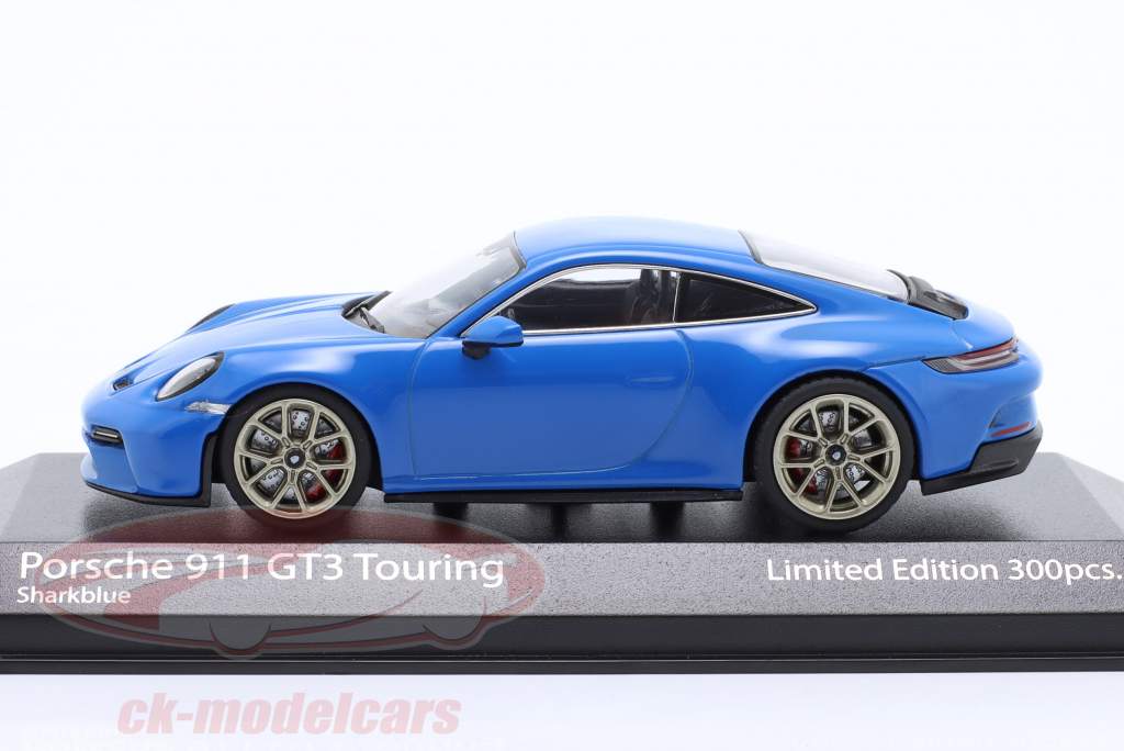 Porsche 911 (992) GT3 Touring 2021 shark blau / goldene Felgen 1:43 Minichamps