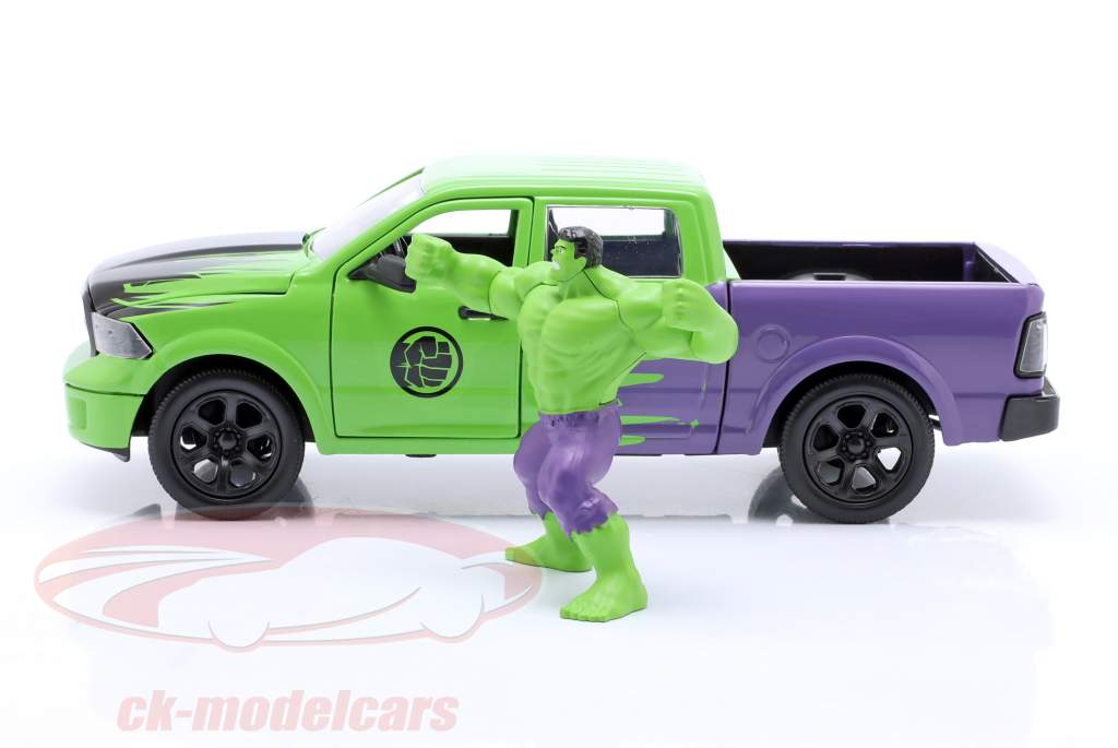 Dodge Ram 1500 year 2014 with figure Hulk 1:24 Jada Toys