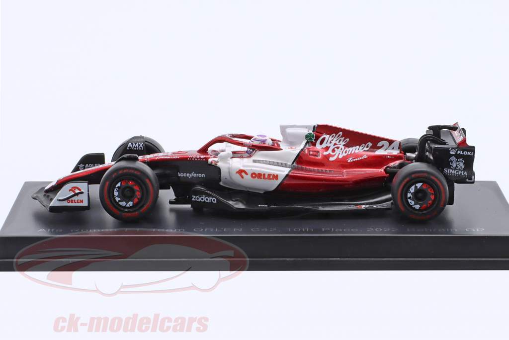Zhou Guanyu Alfa Romeo C42 # 10 Bahrain GP formel 1 2022 1:64 Spark