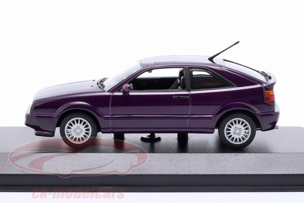 Volkswagen VW Corrado G60 Année de construction 1990 violet métallique 1:43 Minichamps