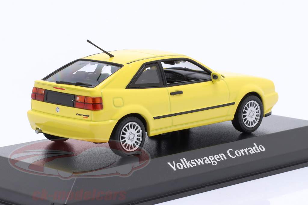 Volkswagen VW Corrado G60 year 1990 yellow 1:43 Minichamps