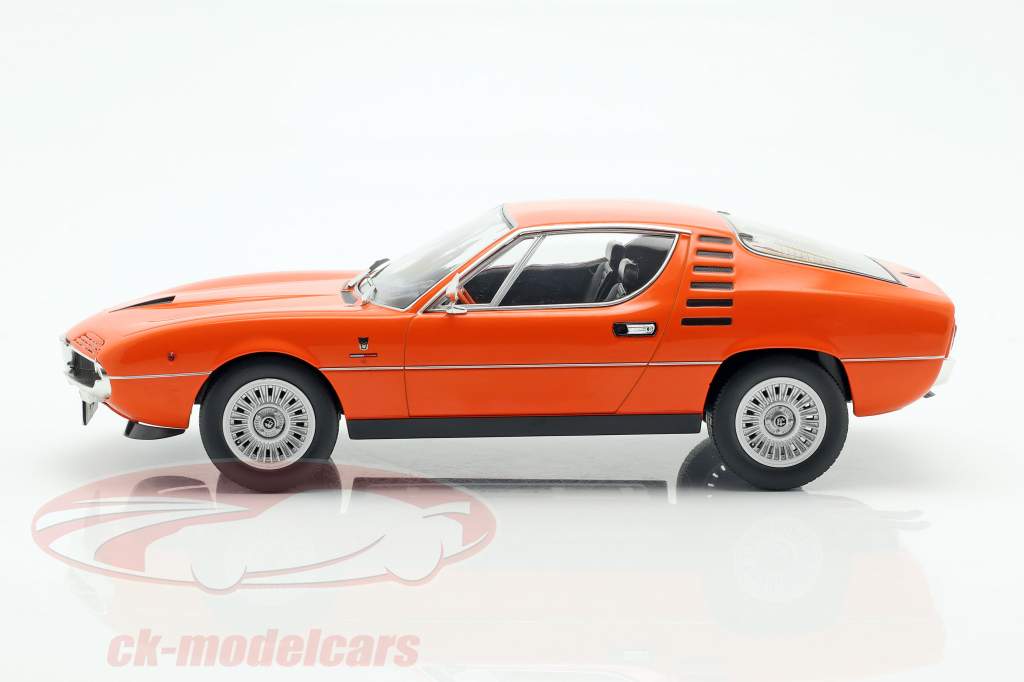 Alfa Romeo Montreal Byggeår 1970 orange 1:18 KK-Scale