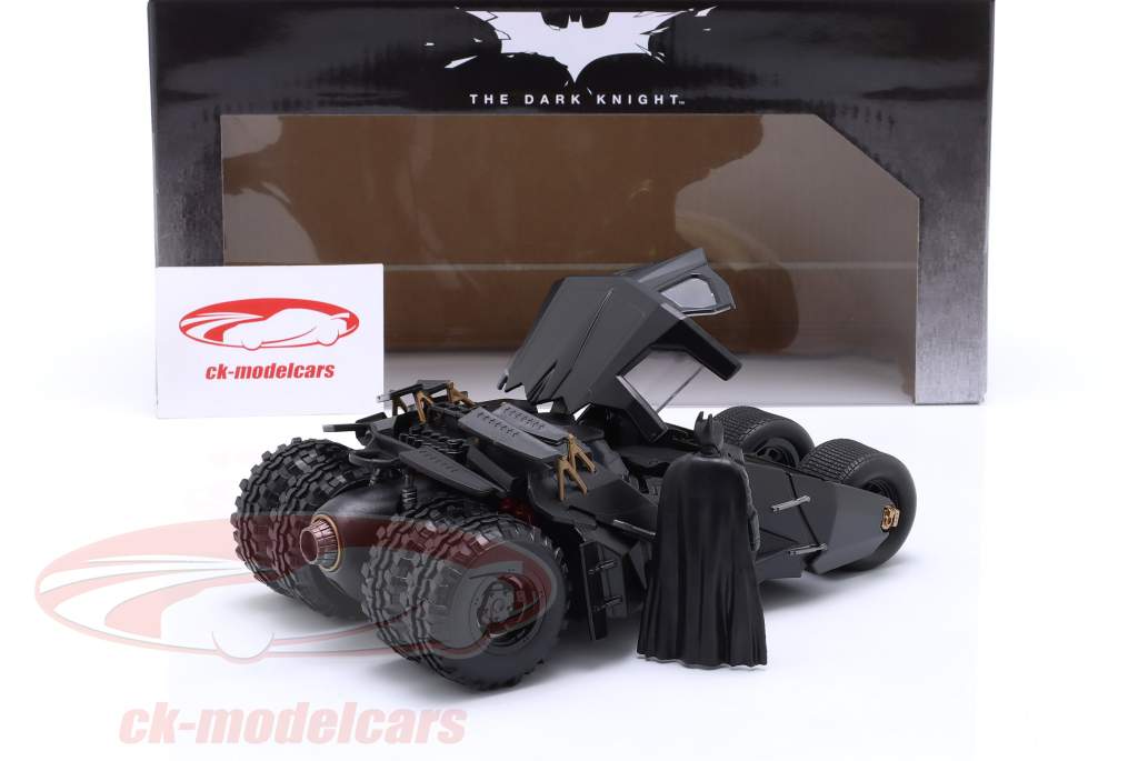 Batmobile met oppasser figuur film The Dark Knight 2008 1:24 Jada Toys