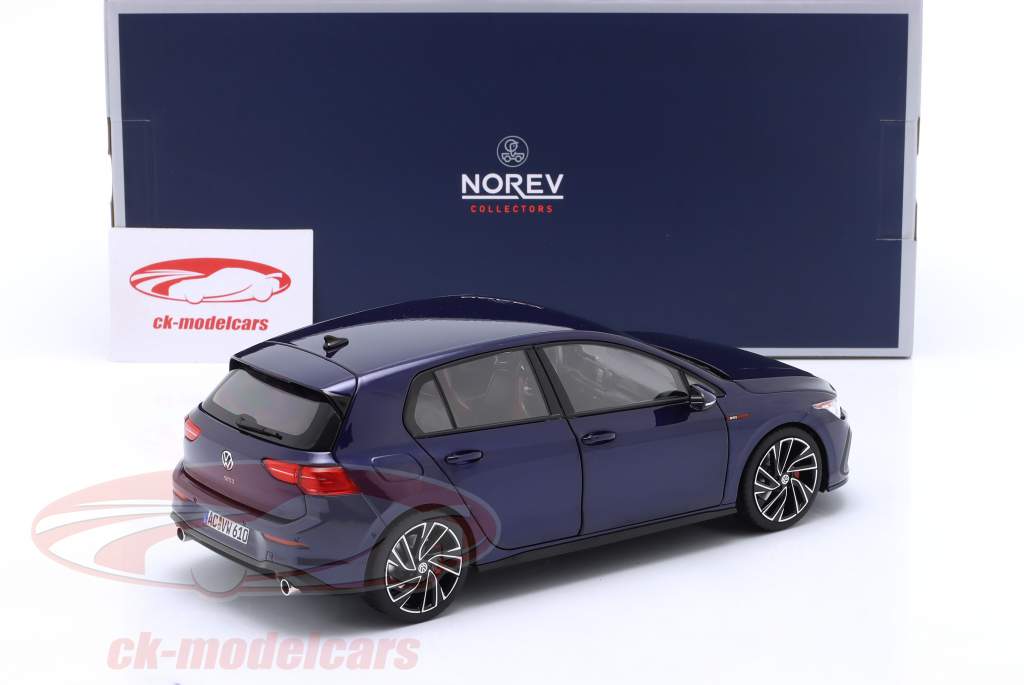 Volkswagen VW Golf VIII GTi Año de construcción 2021 azul metálico 1:18 Norev