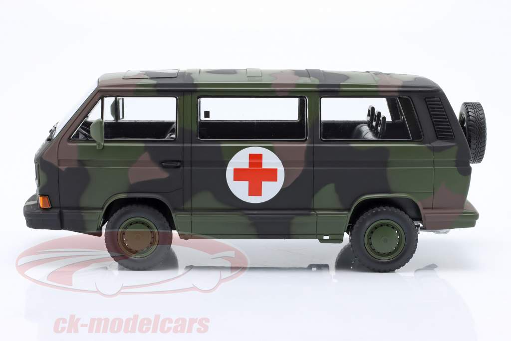 Volkswagen VW T3 Bus Syncro krijgsmacht ambulance 1987 camouflage 1:18 KK-Scale