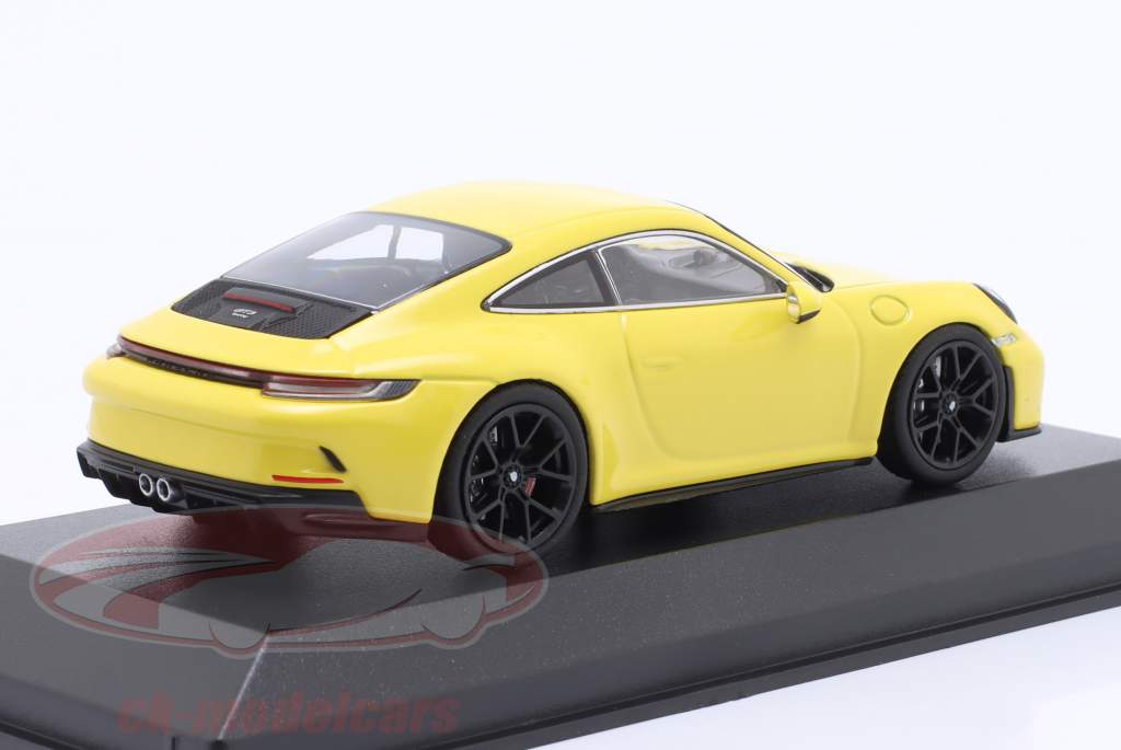 Porsche 911 (992) GT3 Touring 2021 racing 黄色的 / 黑色的 轮辋 1:43 Minichamps