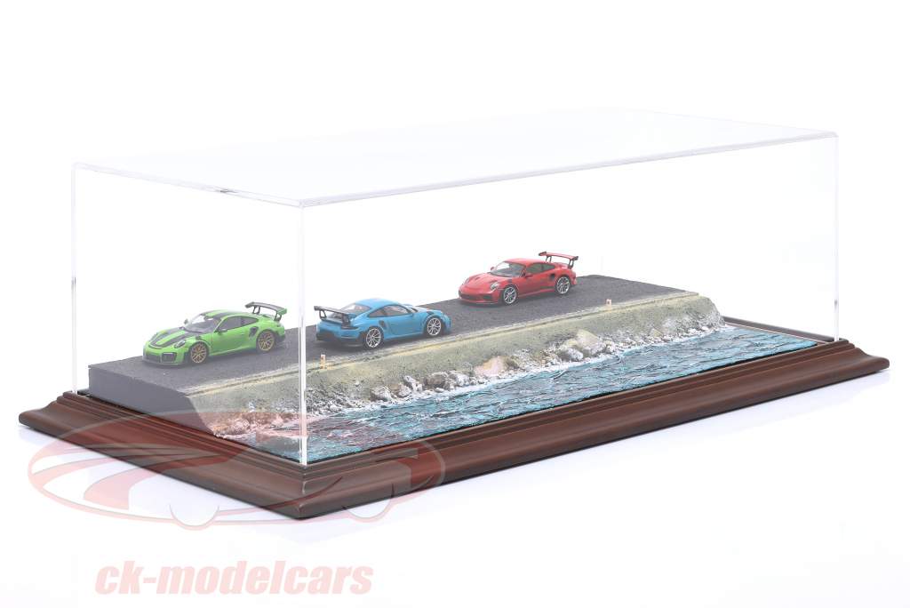 High quality Acrylic Showcase with Diorama base plate Murefte - Sea Side 1:43 Atlantic