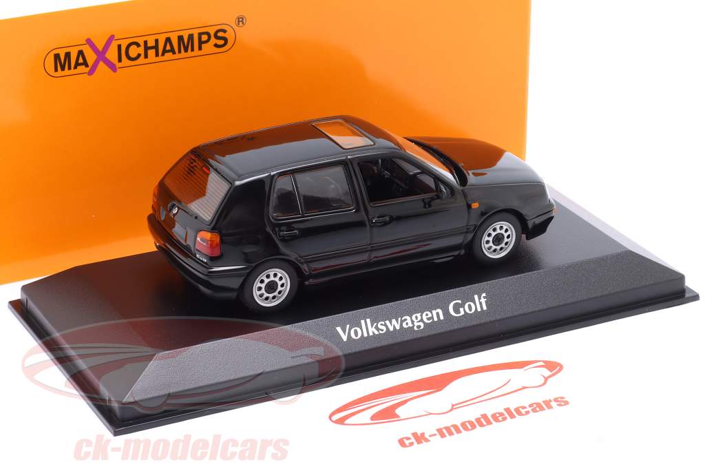 Volkswagen VW Golf III Byggeår 1997 sort 1:43 Minichamps