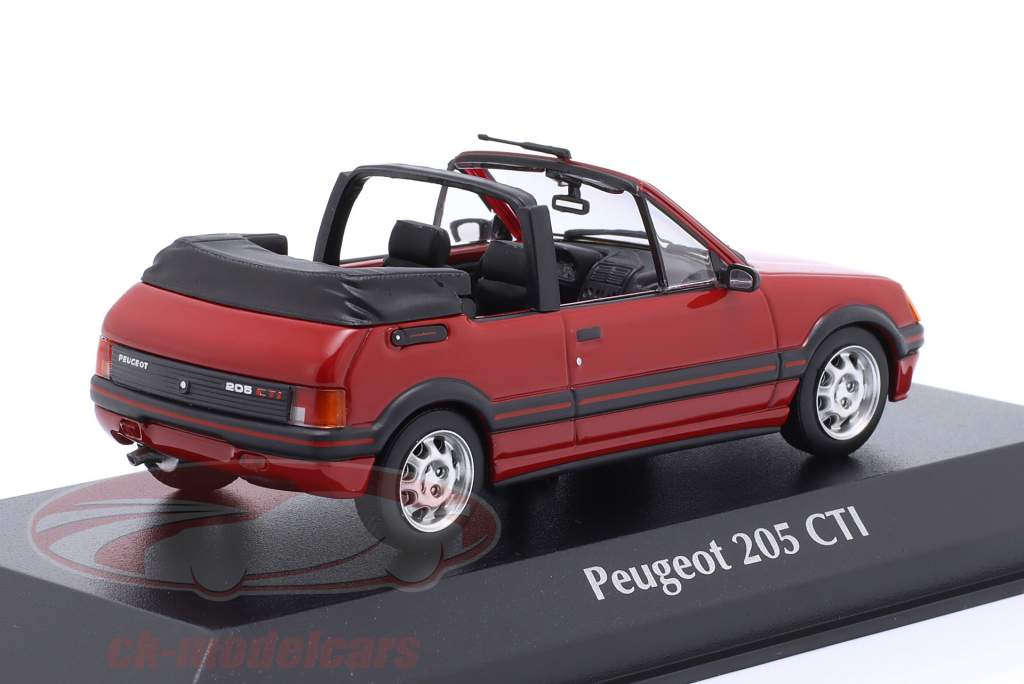 Peugeot 205 CTI コンバーチブル 建設年 1990 赤 1:43 Minichamps