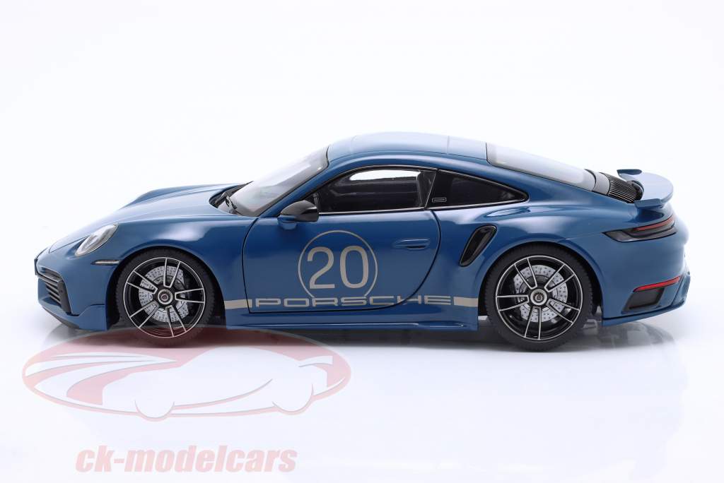 Porsche 911 (992) Turbo S Sport Design Byggeår 2021 Oslo blå 1:18 Minichamps