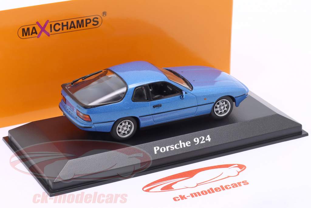 Porsche 924 建设年份 1976 蓝色的 金属的 1:43 Minichamps