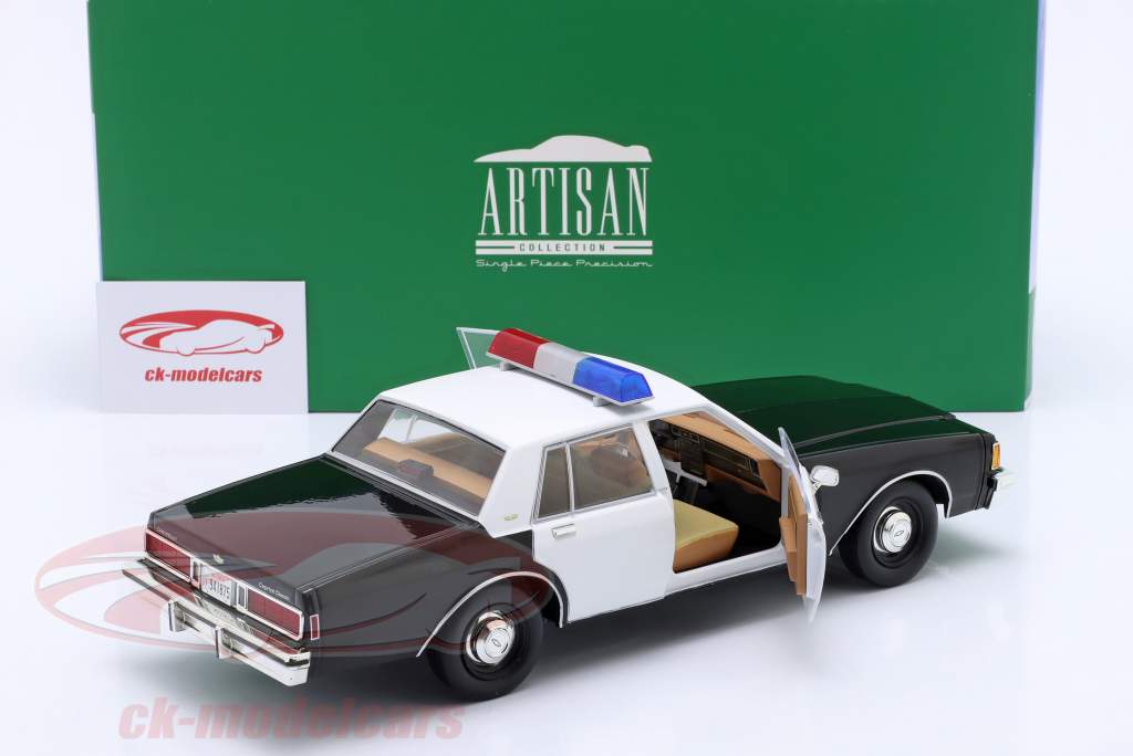 Chevrolet Caprice LA Police 1986 电视剧 MacGyver (1985-92) 1:18 Greenlight