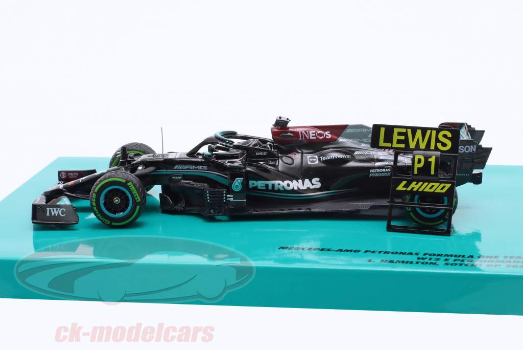 L. Hamilton Mercedes-AMG F1 W12 #44 100th GP win Sochi formula 1 2021 1:43 Minichamps