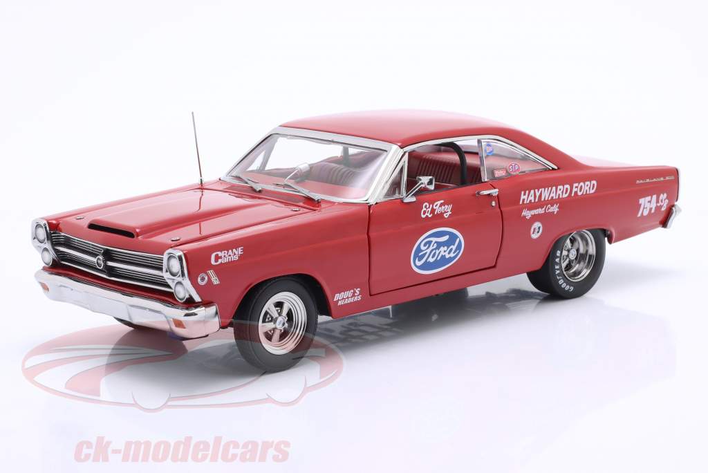 Ford Fairlane 427 Prototype Hayward Ford 1966 rood 1:18 GMP