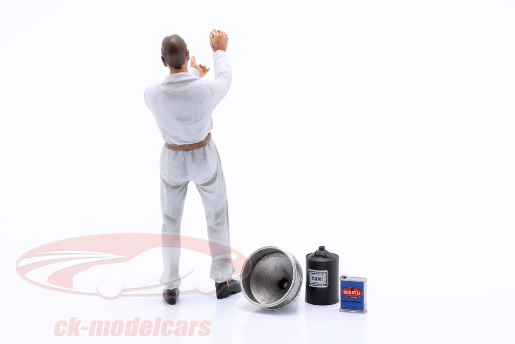 mechanic Lucien in white overall 1930s Years figure 1:18 LeMansMiniatures