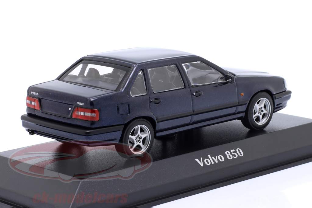 Volvo 850 Année de construction 1994 bleu foncé métallique 1:43 Minichamps