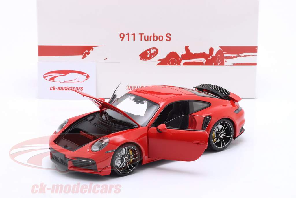 Porsche 911 (992) Turbo S Coupe Sport Design 2021 gardes rouge 1:18 Minichamps