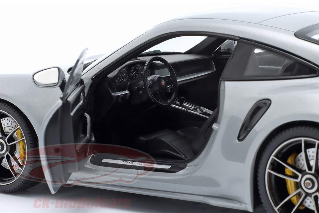 Porsche 911 (992) Turbo S Coupe Sport Design 2021 GT plateado metalizado 1:18 Minichamps