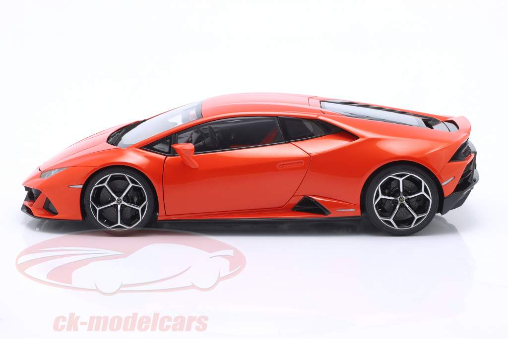 Lamborghini Huracan Evo ano de construção 2019 laranja 1:18 AUTOart