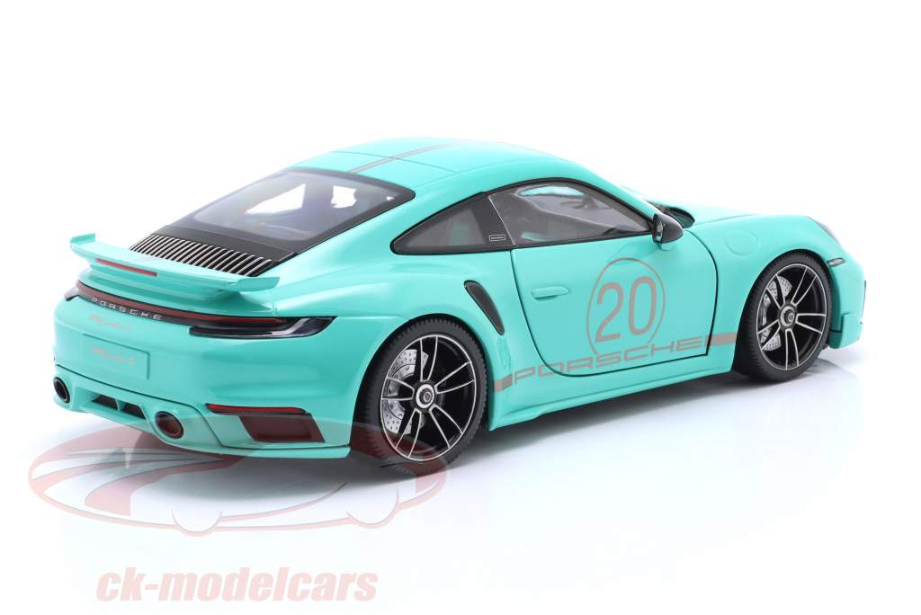 Porsche 911 (992) Turbo S Coupe Sport Design 2021 menthe verte 1:18 Minichamps