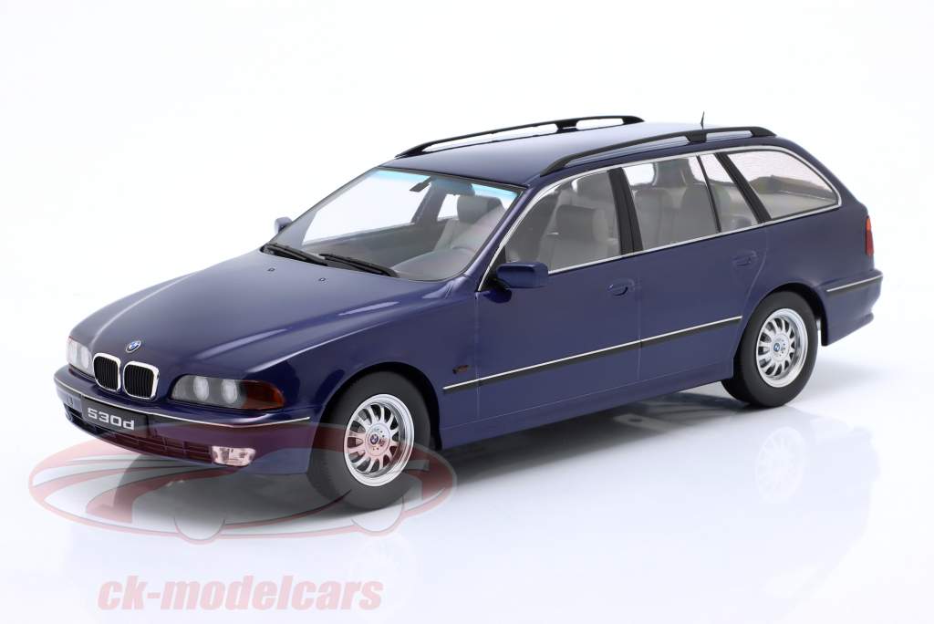 BMW 530d (E39) Touring 建设年份 1997 蓝色的 金属的 1:18 KK-Scale
