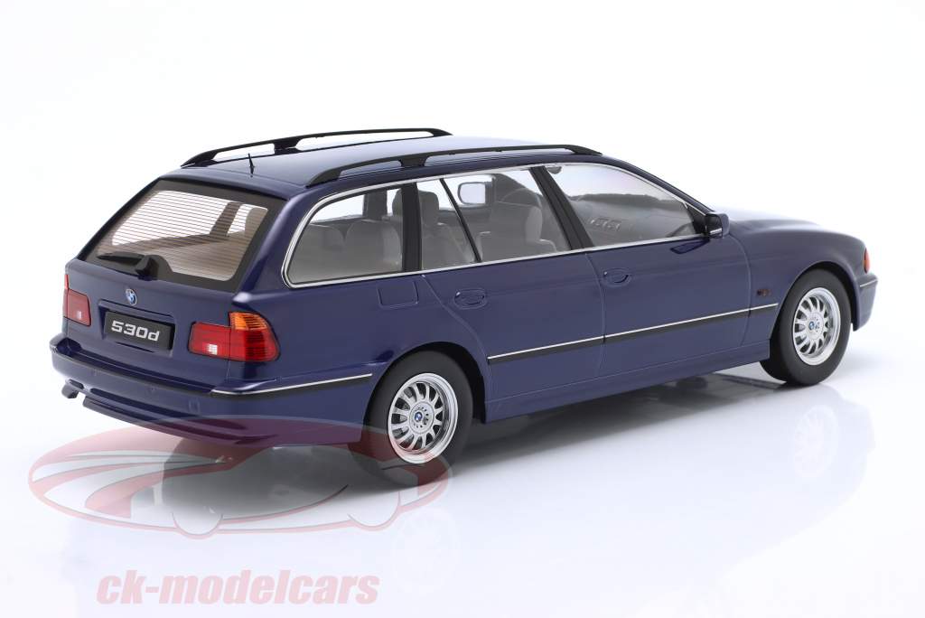 BMW 530d (E39) Touring Anno di costruzione 1997 blu metallico 1:18 KK-Scale