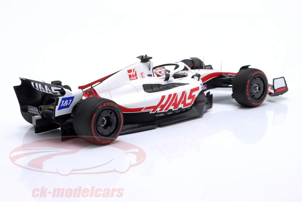 Kevin Magnussen Haas VF-22 #20 5 Bahrain GP formel 1 2022 1:18 Minichamps