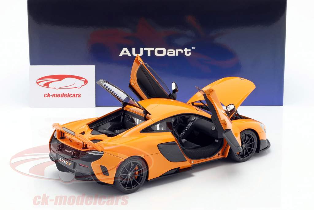 McLaren 675 LT Bouwjaar 2016 McLaren oranje 1:18 AUTOart