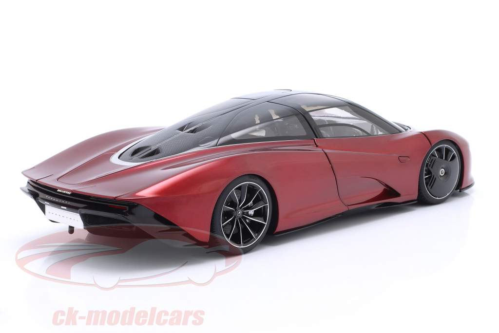 McLaren Speedtail Год постройки 2020 красный вулкан 1:18 AUTOart