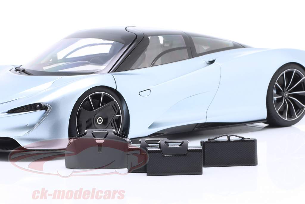 McLaren Speedtail ano de construção 2020 frozen blue 1:18 AUTOart