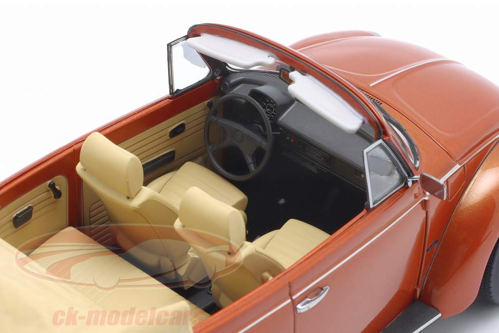 Volkswagen VW Käfer 1303 convertible abierto Año de construcción 1976 marrón metálico 1:18 Norev