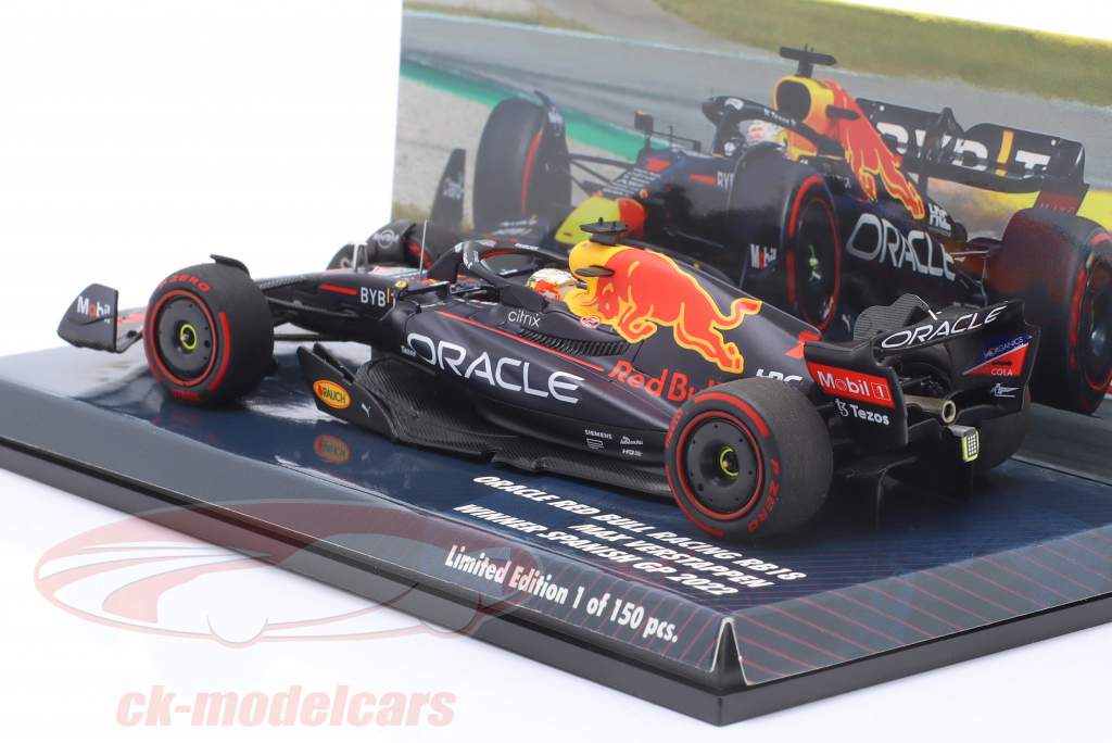 M. Verstappen Red Bull RB18 #1 winnaar Spanje GP formule 1 Wereldkampioen 2022 1:43 Minichamps