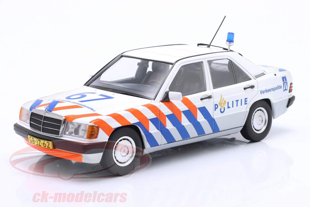 Mercedes-Benz 190 (W201) полиция Нидерланды 1993 белый 1:18 Triple9