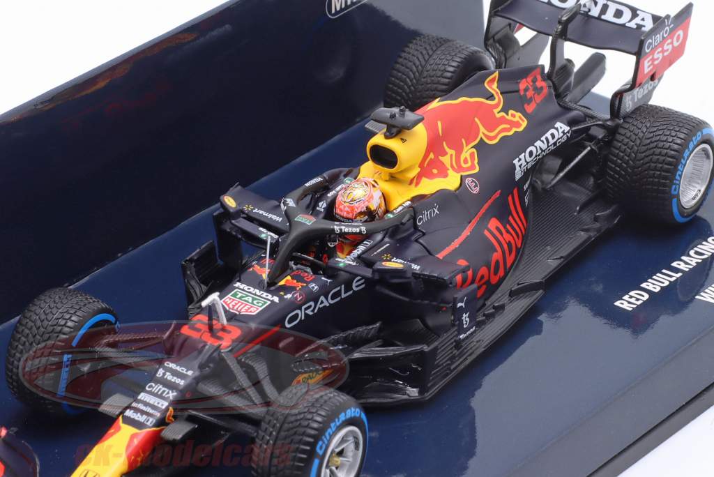 M. Verstappen Red Bull Racing RB16B #33 winnaar Spa formule 1 Wereldkampioen 2021 1:43 Minichamps