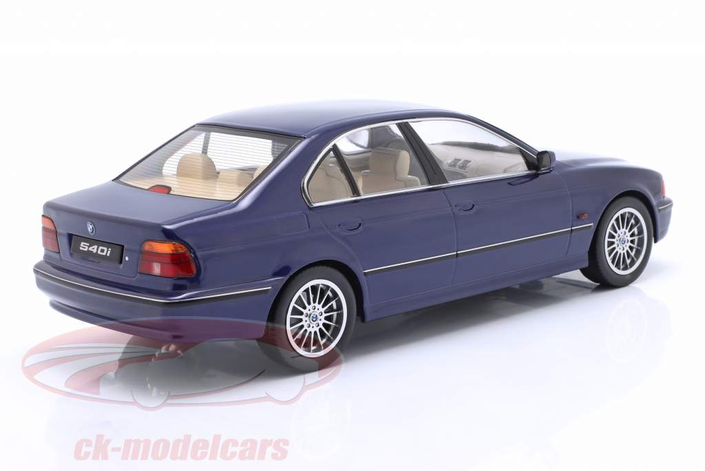 KK-Scale 1:18 BMW 540i (E39) limousine year 1995 blue metallic ...