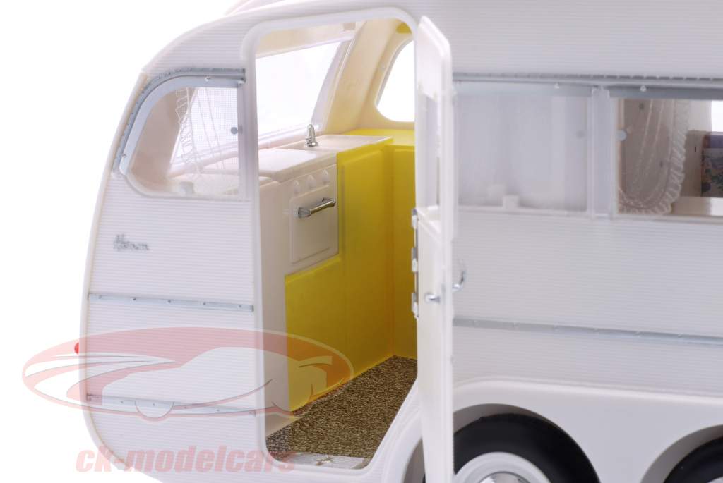Peugeot 404 Byggeår 1965 Brun metallisk med Henon campingvogn hvid 1:18 Norev