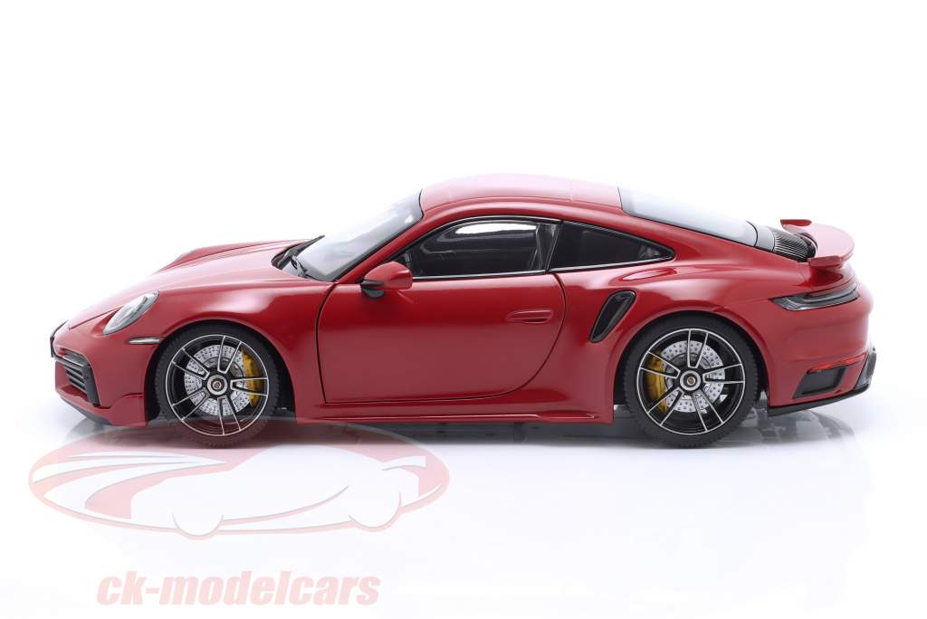 Porsche 911 (992) Turbo S Coupe Sport Design 2021 кармин 1:18 Minichamps