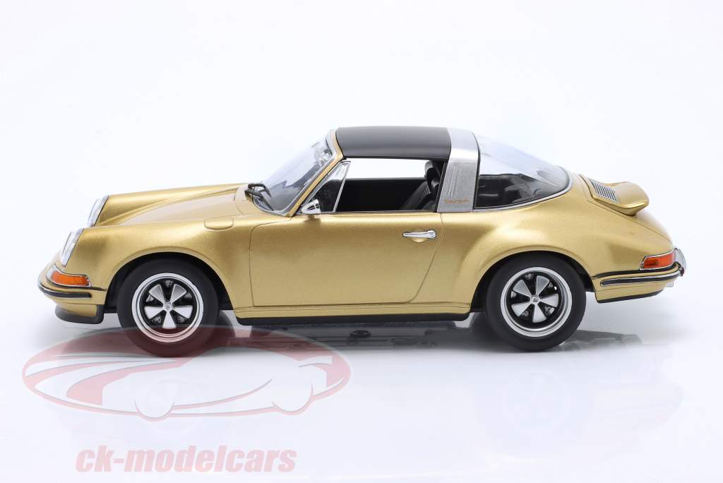 Porsche 911 Targa Singer Design gold metallic 1:18 KK-Scale