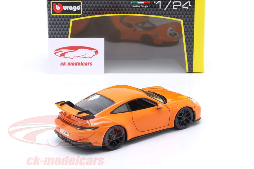Porsche 911 (992) GT3 Год постройки 2021 оранжевая лава 1:24 Bburago
